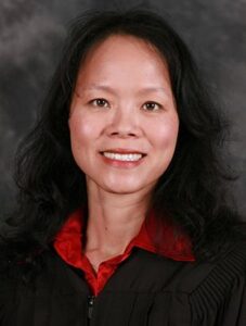 Linh Ison logo